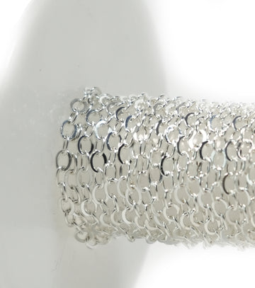 P26 Chains-001
