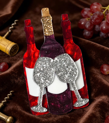 Happy Hour Brooch For European Cultural tourism