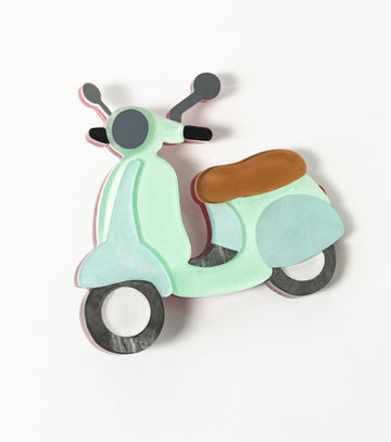 Roman Holiday Brooch