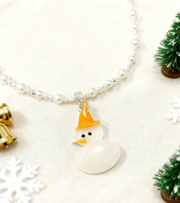 Pearly Snow-Pal Necklace